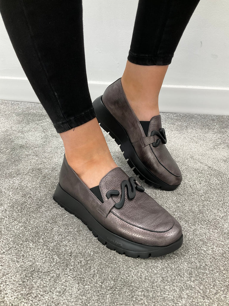 JUNE PEWTER