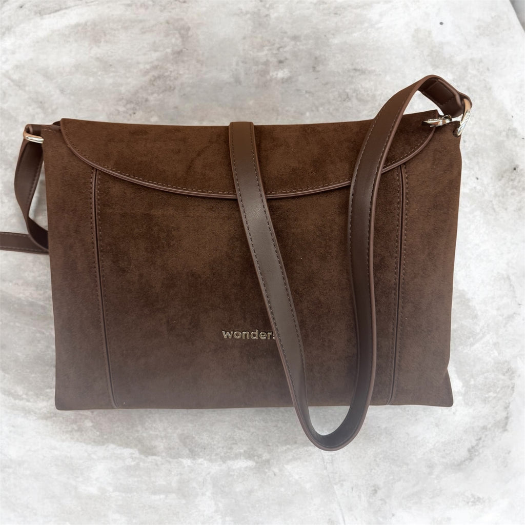 AW26E BROWN