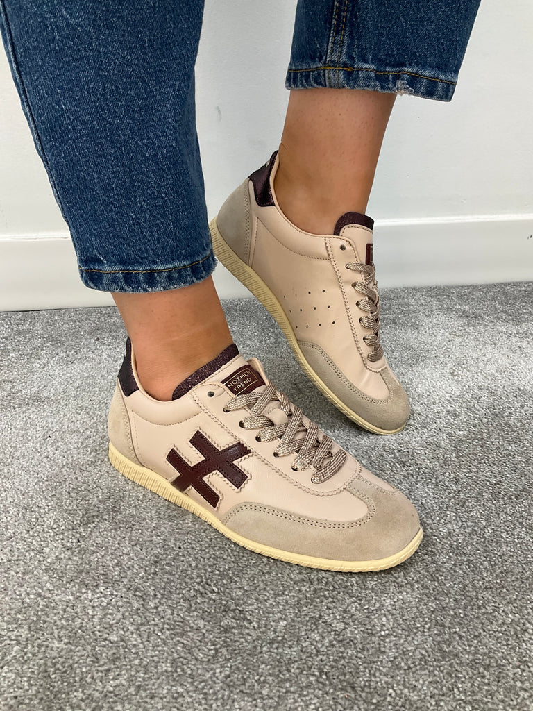 AT26 BLUSH & BURGUNDY