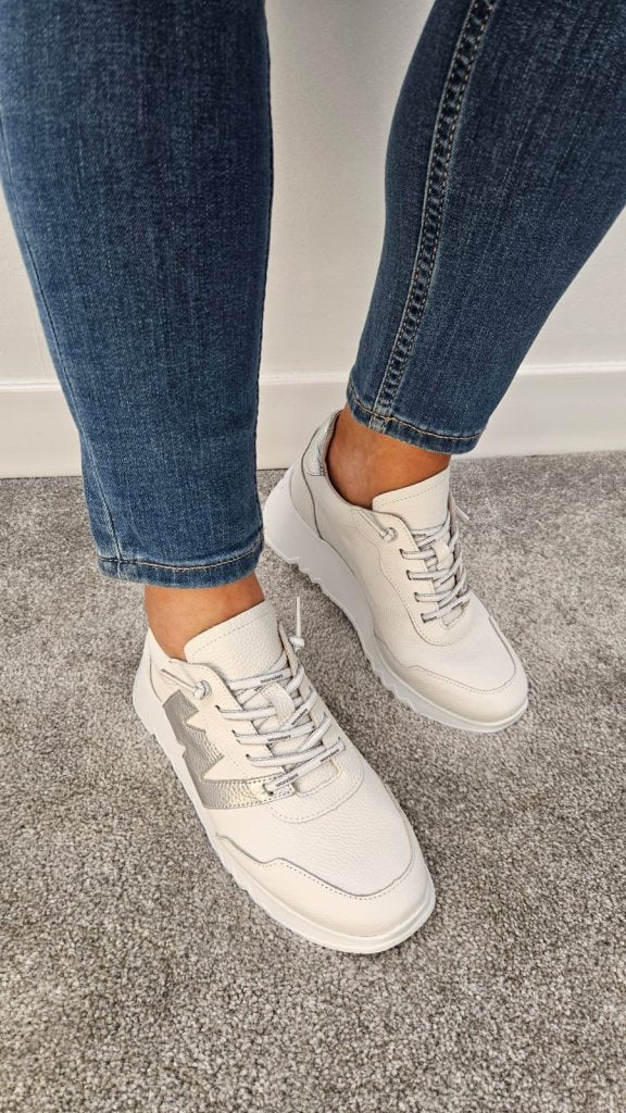 E6760 WHITE - Precious